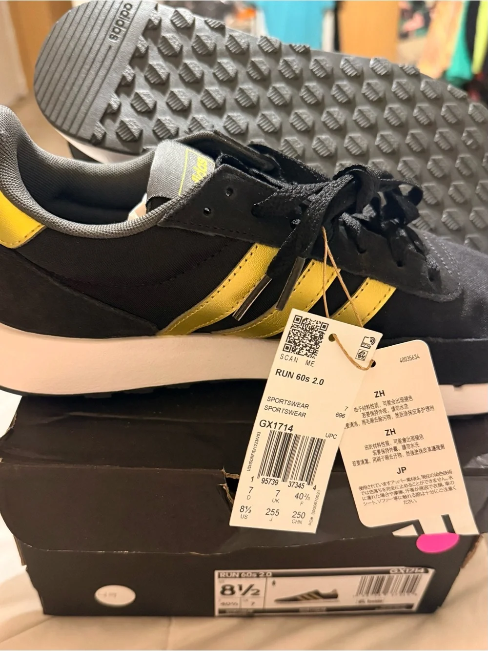 adidas Run 60s 2.0. Womens Size 8.5. NWT